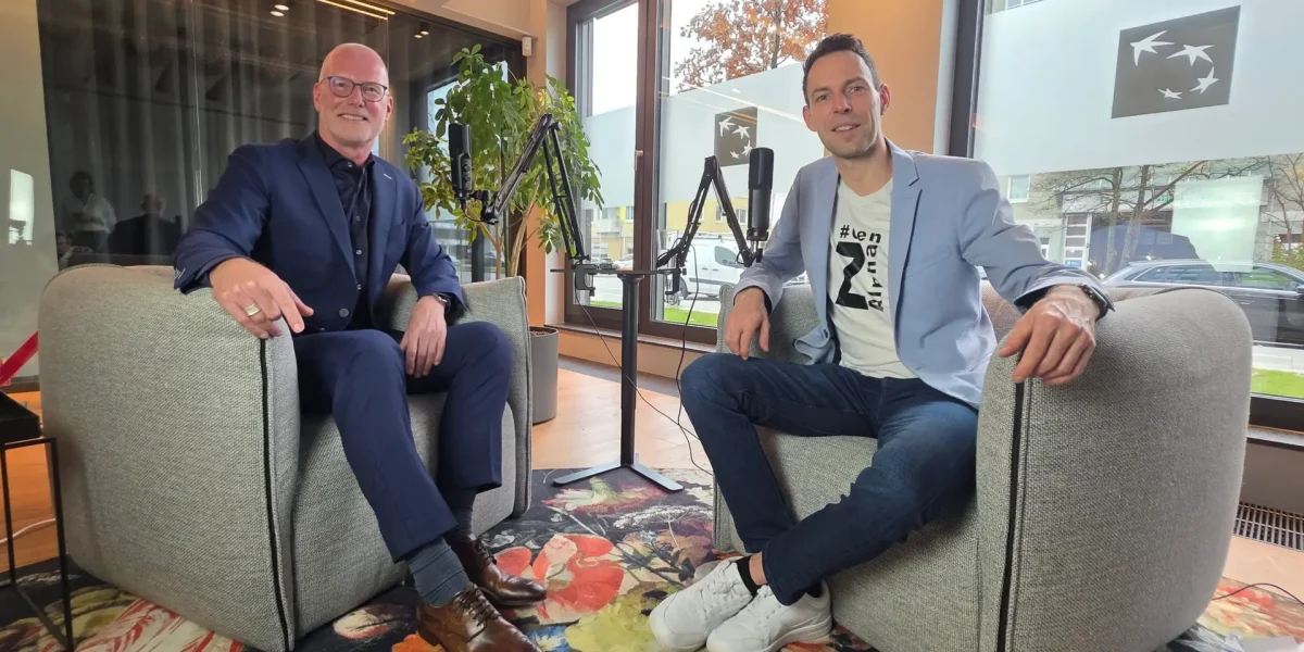 Bernd Brauer und Felix Behm im Podcast über GenZ & Auto